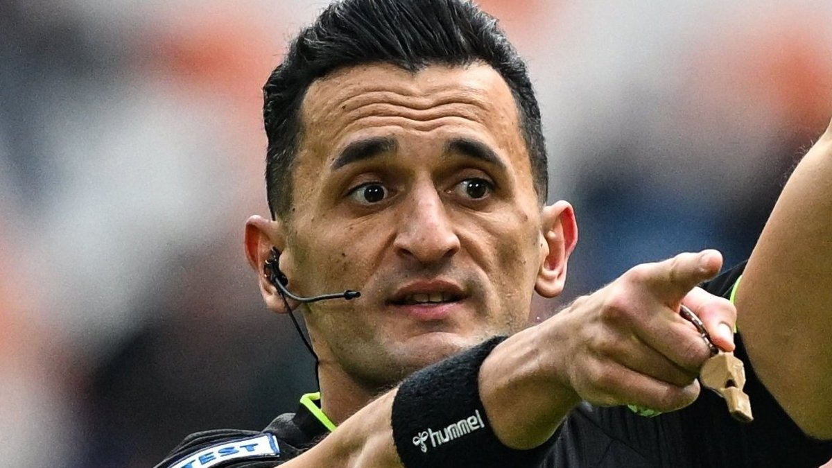 Zecorner Kayserispor-Beşiktaş maçının VAR hakemi açıklandı! Zecorner Kayserispor-Beşiktaş maçının VAR hakemi açıklandı!