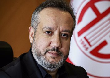 Antalyaspor'da Sinan Boztepe görevi bıraktı