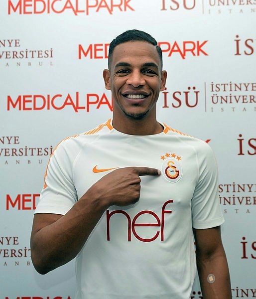 Ünlü futbolcuların boyları