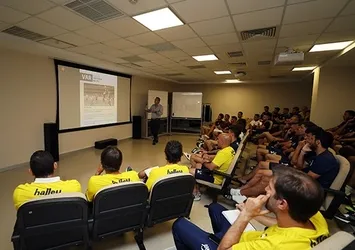 Fenerbahçe'ye VAR eğitimi