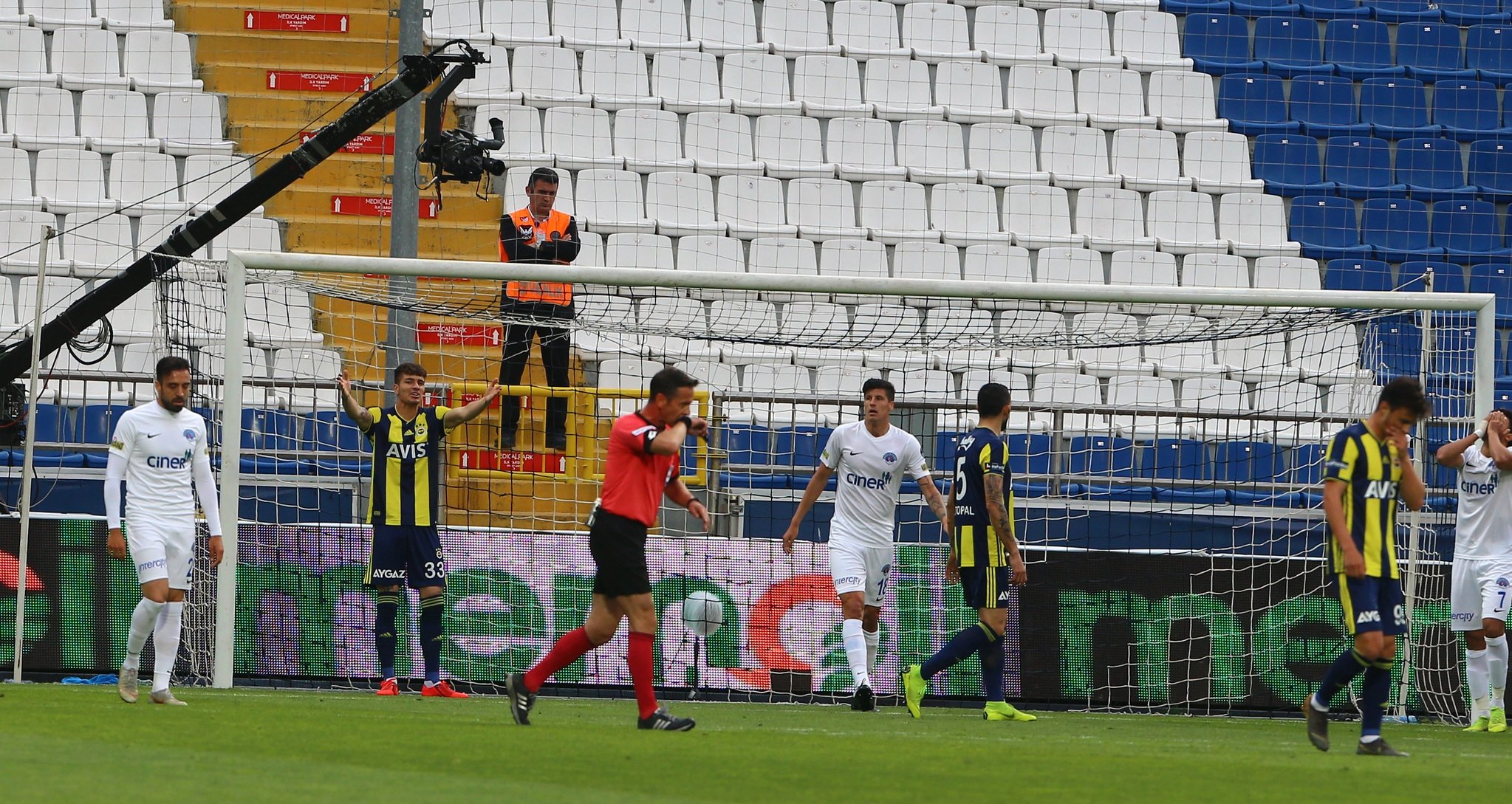 Kasımpaşa - Fenerbahçe maçından kareler