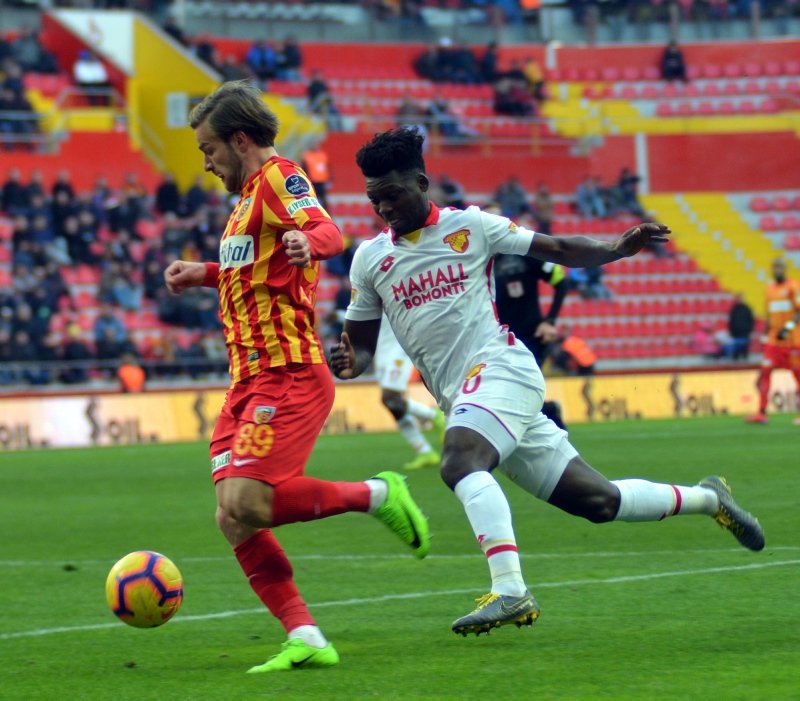Kayserispor - Göztepe maçından kareler