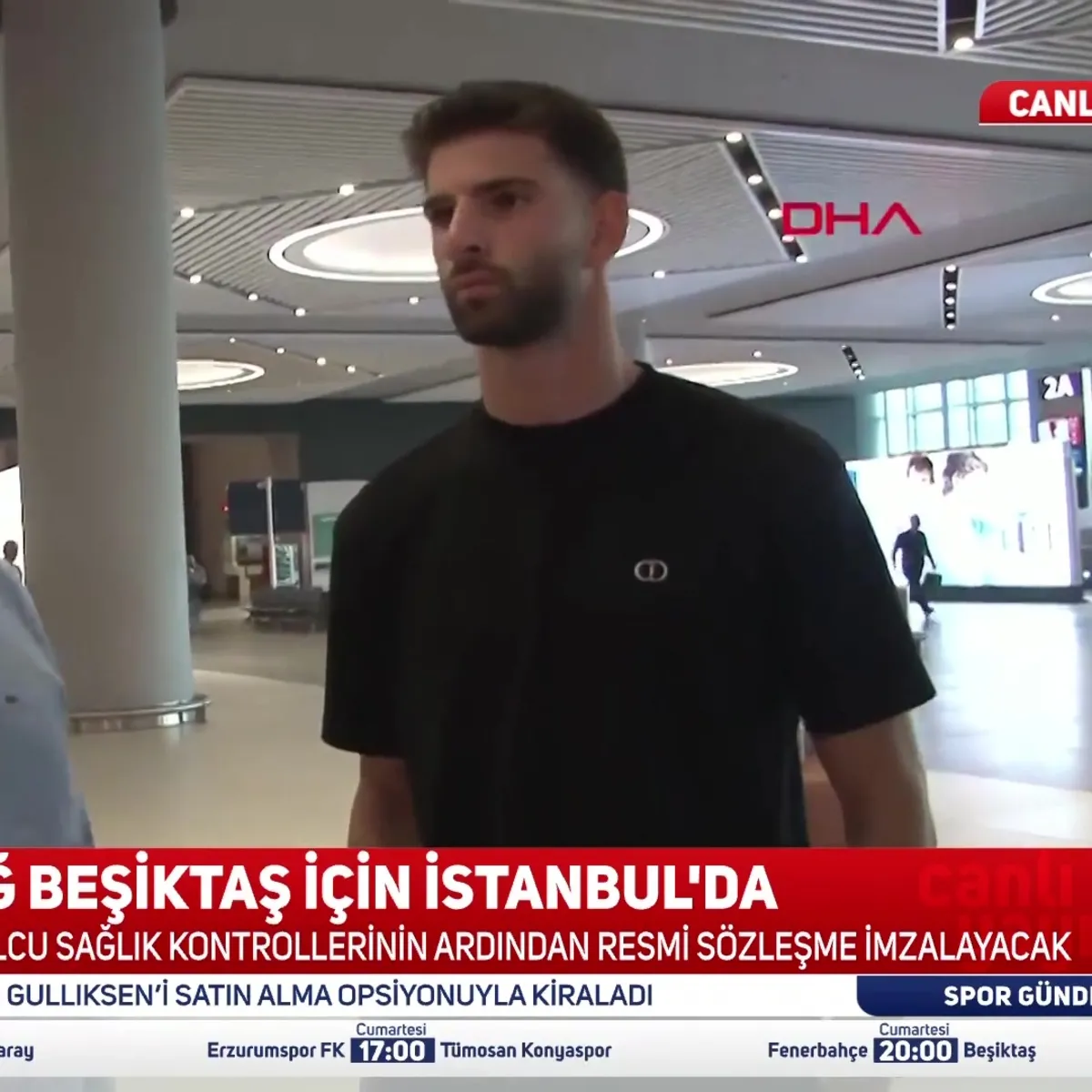 Beşiktaş'ın yeni transferi Ümit Akdağ İstanbul'a geldi!
