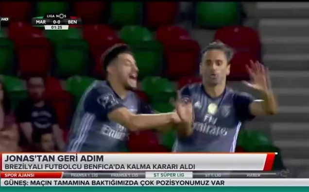 Jonas'tan geri adım