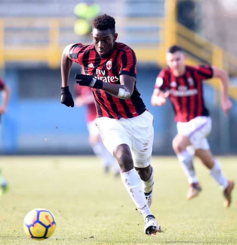 Galatasaray’da Mbia sürprizi