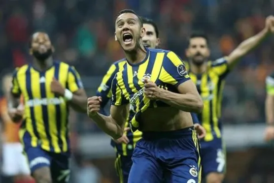 Fenerbahçe, Galatasaray'ı ezdi geçti