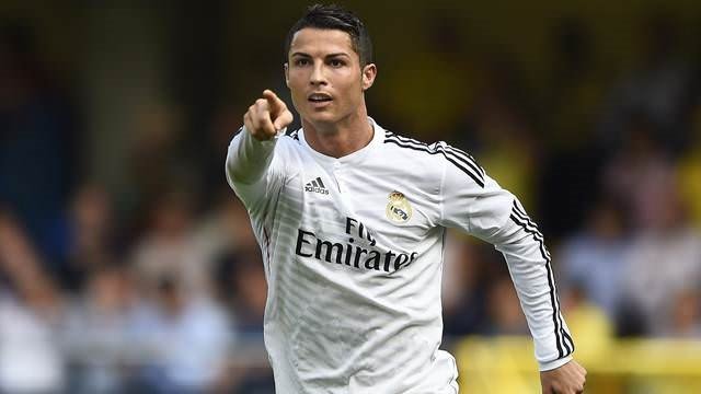 Ronaldo: Türkiye’de tek bir takımda forma giyerim!