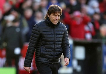 Tottenham'da flaş Conte kararı!