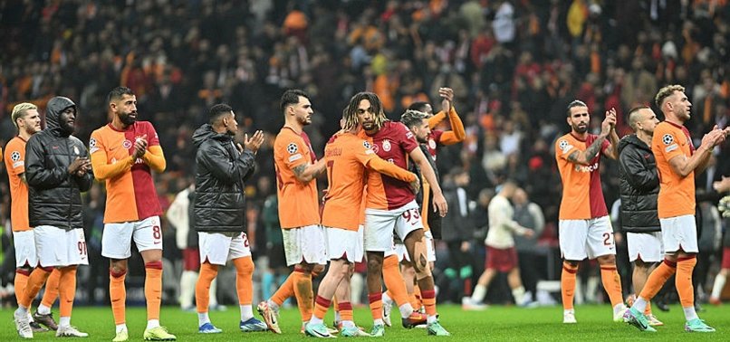 Bülent Timurlenk'ten Galatasaraylı yıldıza övgü dolu sözler!