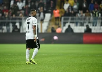 Quaresma'ya 2 maç ceza!