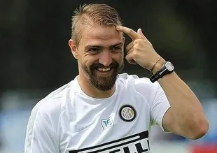 Caner’de opsiyon krizi