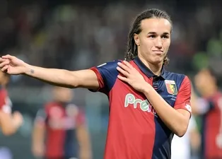 Nagatomo'nun alternatifi Diego Laxalt