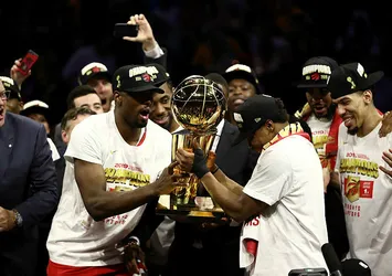 NBA'de şampiyon Toronto Raptors oldu