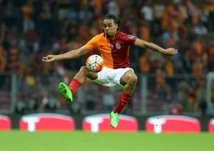 Jason Denayer yeniden Galatasaray'da