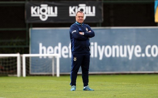 Fenerbahçe idmanında Lens şov yaptı