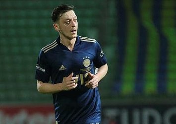 Maç sonrası olay sözler! "Mesut Özil'i oynatmak yanlıştı"