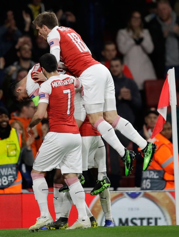 Aubameyang’dan takla şov! İşte o anlar...