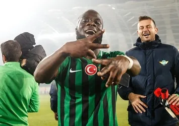 Akhisarspor'da Manu krizi çözüldü
