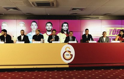 Galatasaray’da imza töreni! 5 oyuncunun sözleşmesi yenilendi