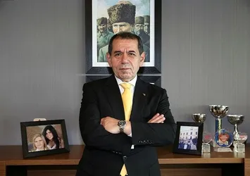 Dursun Özbek'ten bayrak açıklaması