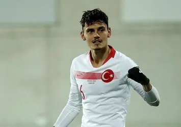 Enes Ünal hesabı açtı