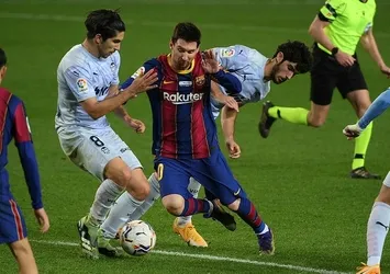 Barcelona evinde yaralı!