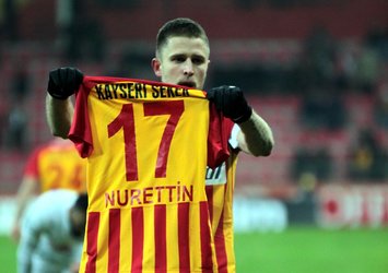 Kravets golünü Nurettin’e hediye etti