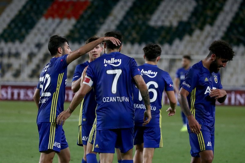 Fenerbahçe’den çifte transfer bombası! Emre Belözoğlu ve Erol Bulut...