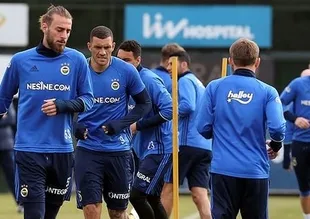 Fenerbahçe ara vermeden çalışmalara başladı