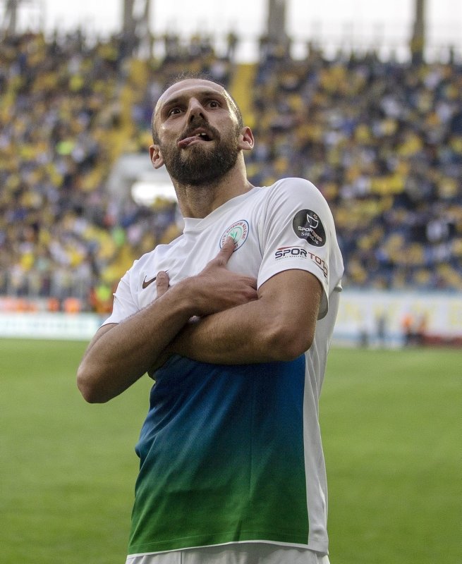 Fenerbahçe’ye dünya yıldızı santrfor!