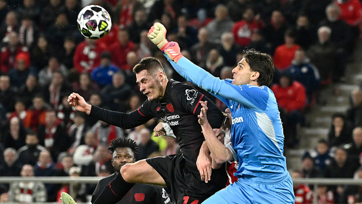 Bayer Leverkusen avantajı kaptı!