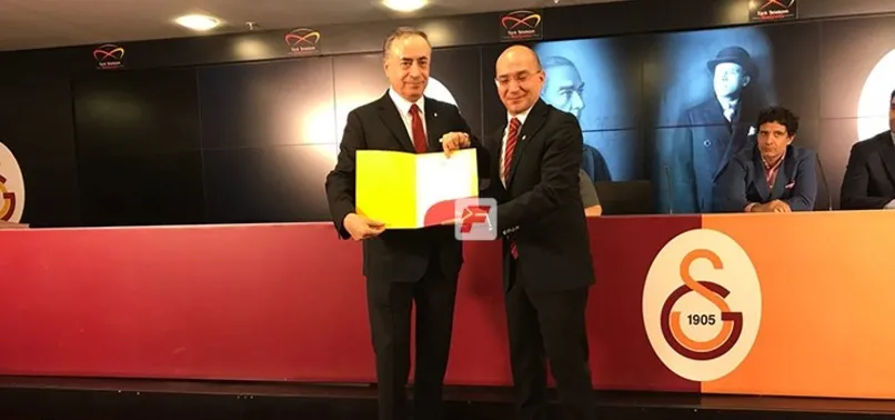 Mustafa Cengiz başkanlık mazbatasını aldı