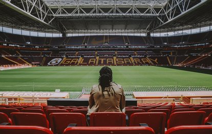 Galatasaray Bafetimbi Gomis’e veda paylaşımı!
