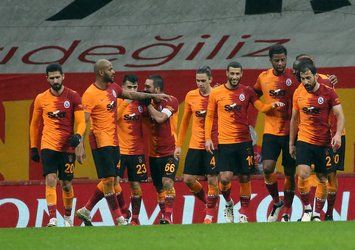 Galatasaray'ın kamp kadrosu belli oldu!