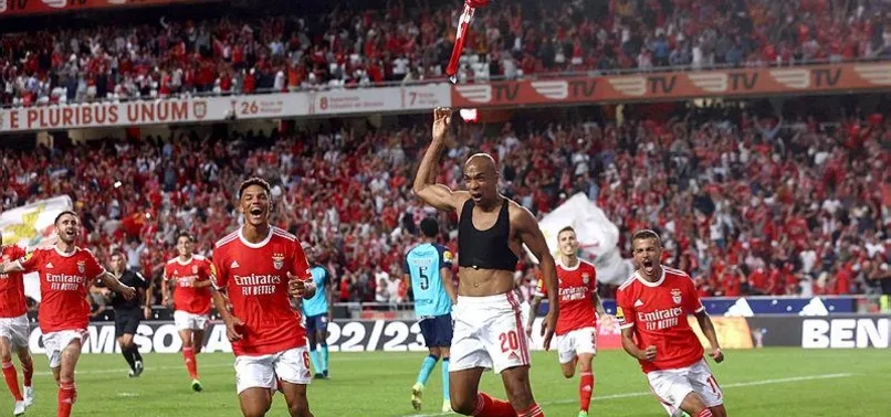 Benfica 2-1 Vizela (MAÇ SONUCU-ÖZET) Benfica 9 kişiyle kazandı!