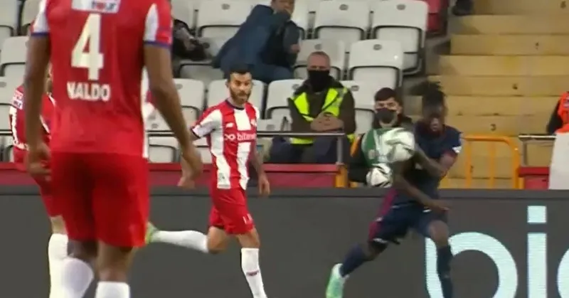 Antalyaspor Trabzonspor maçında penaltı kazandı! İşte o pozisyon - 2
