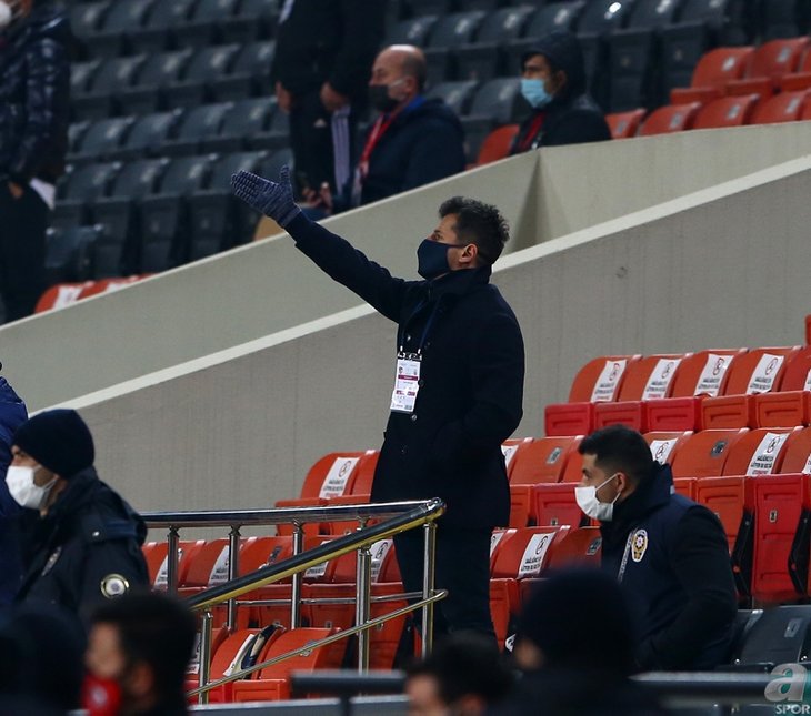 Emre Belözoğlu Fenerbahçe tarihine geçti! Mesut Özil ve İrfan Can Kahveci...