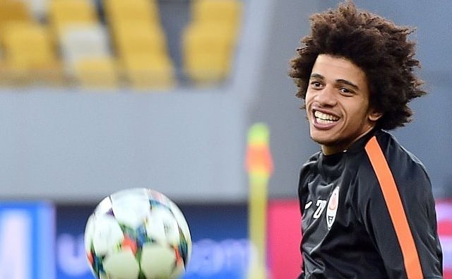 Fenerbahçe Taison’a imzayı attırıyor