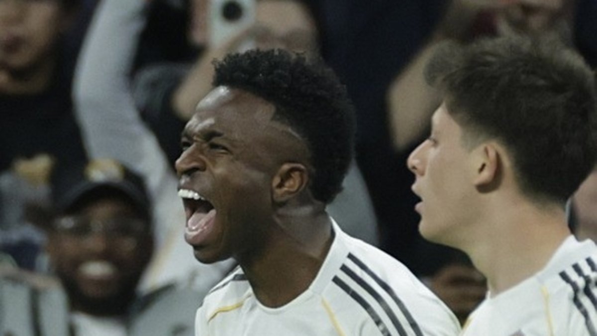 Real Madrid, Mourinho'yu eleyerek üst turda!