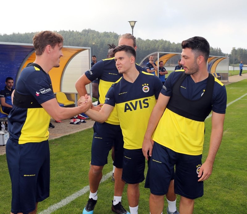 Fenerbahçe’ye transferde şok! Gelmekten vazgeçti
