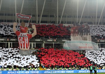 Sivasspor taraftarından muhteşem koreografi!