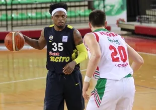 Fenerbahçe, Karşıyaka’yı uzatmada devirdi