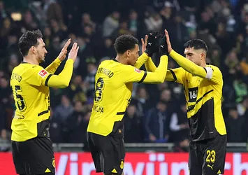 Dortmund deplasmanda galip!