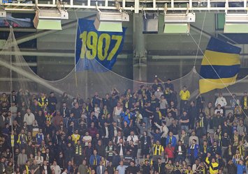 Başakşehir'de F.Bahçeli taraftarlardan istifa çağrısı!