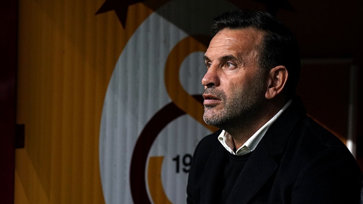 TRANSFER HABERİ: Galatasaray'da flaş ayrılık! Ajax maçı sonrası bileti kesildi TRANSFER HABERİ: Galatasaray'da flaş ayrılık! Ajax maçı sonrası bileti kesildi