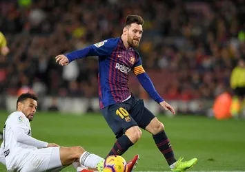Barcelona, Valencia'ya takıldı