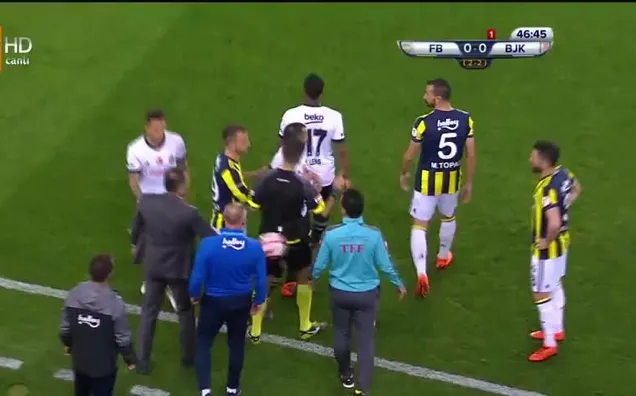 Valbuena ile Medel arasında gerginlik!