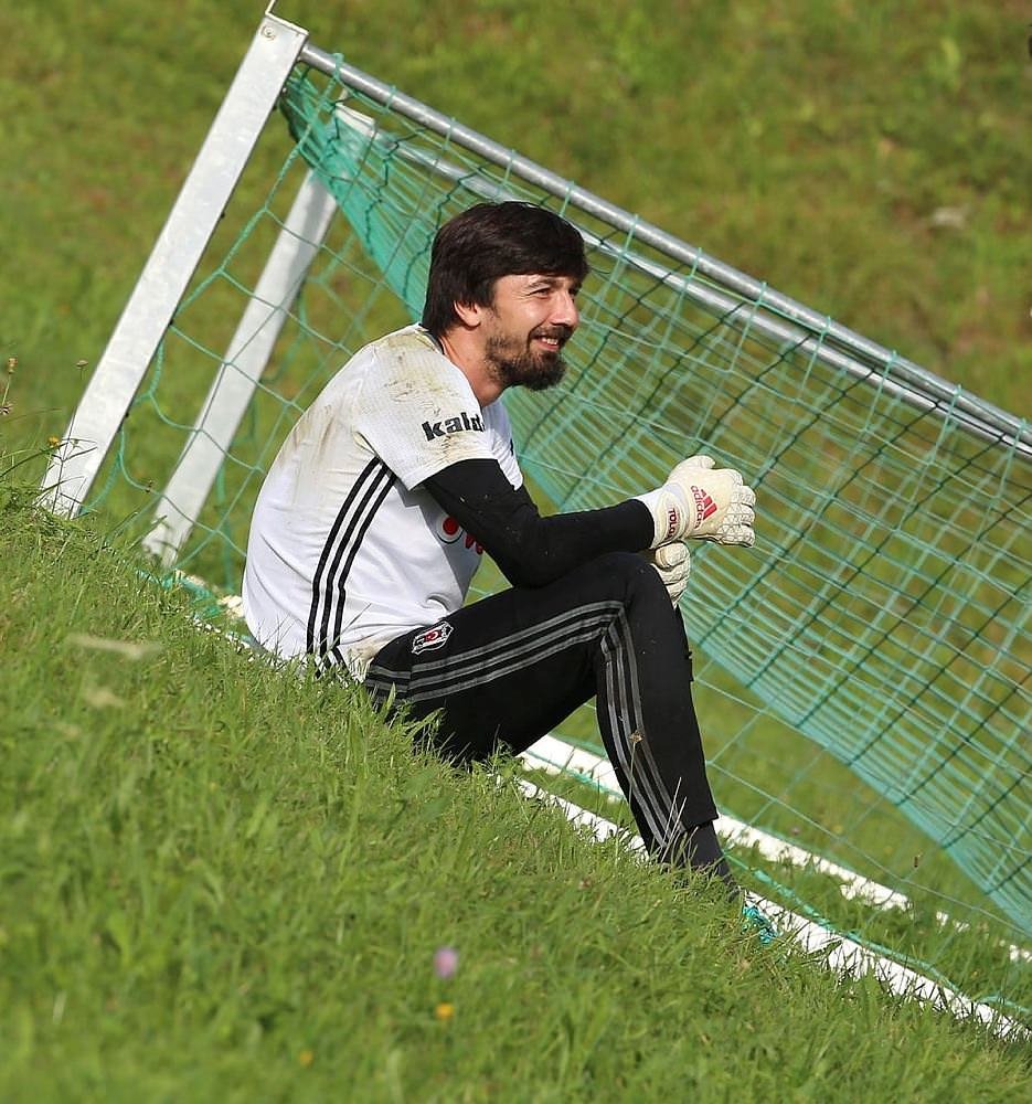 Yeni transferler forma bekliyor