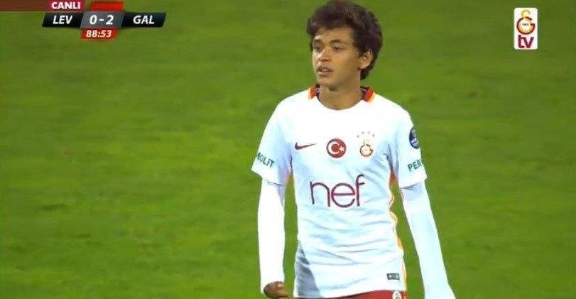 Galatasaray deplasmanda Levski Sofya'yı devirdi
