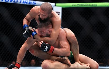 MMA’de yeni şampiyon Khamzat Chimaev!